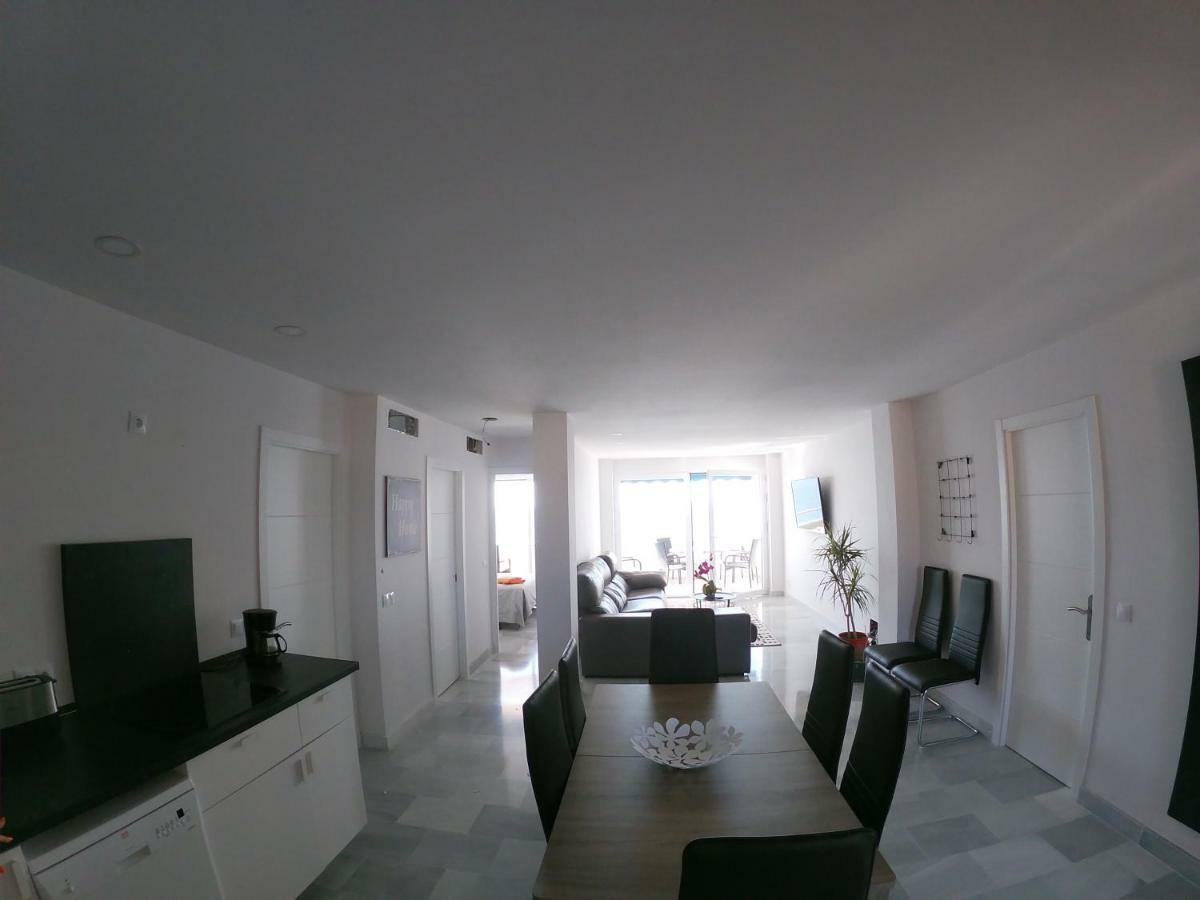 Beach Front Penthouse - Fuengirola Luaran gambar
